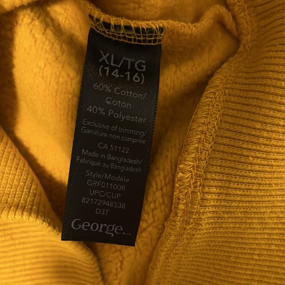 Boys Sweatshirt (also fits women’s size XS) - Picture 4 of 4